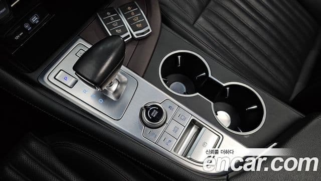 Genesis G70 2018 — Şəkil 9/20