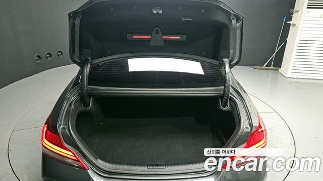 Genesis G70 2018 — Şəkil 20/20