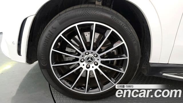 Mercedes-Benz GLE-Class 2023 — Фото 4/20