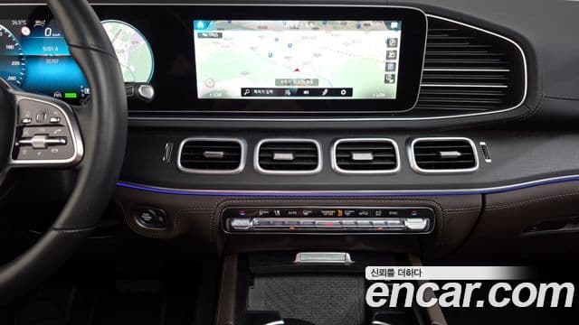 Mercedes-Benz GLE-Class 2023 — Фото 11/20