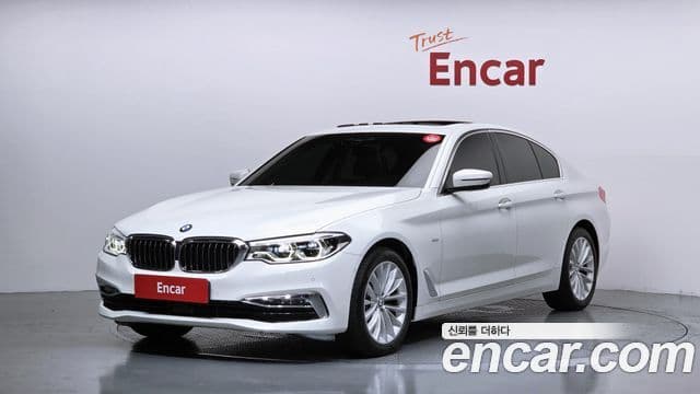 BMW 5 Series 2018 — Фото 1/20