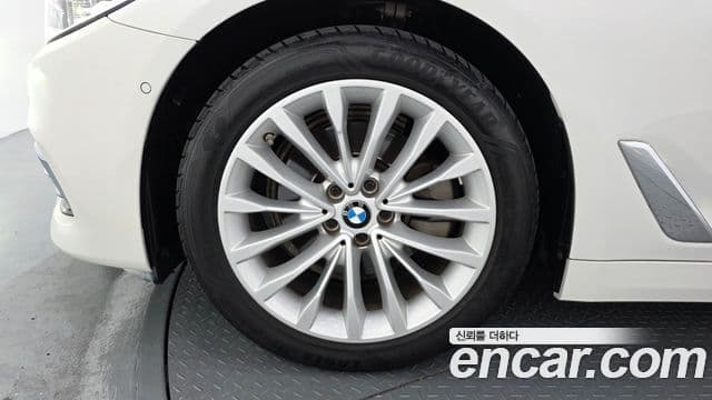 BMW 5 Series 2018 — Фото 5/20