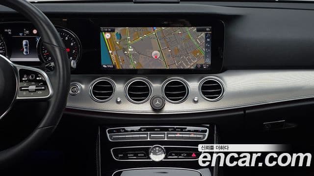 Mercedes-Benz E-Class 2019 — Şəkil 14/20
