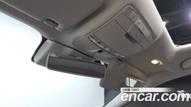 Mercedes-Benz E-Class 2019 — Şəkil 16/20