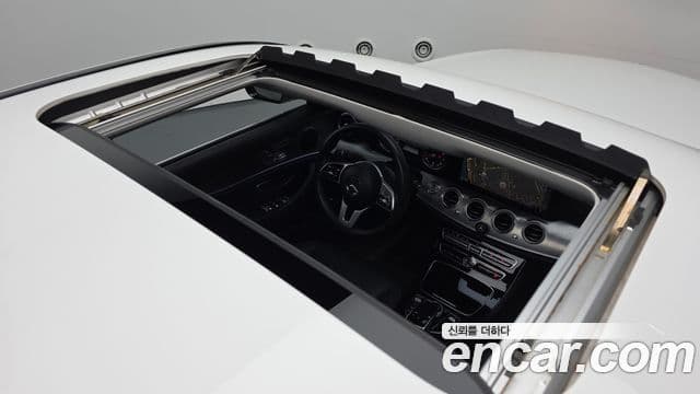 Mercedes-Benz E-Class 2019 — Şəkil 17/20