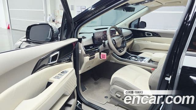Kia Carnival 2025 — Photo 4/39
