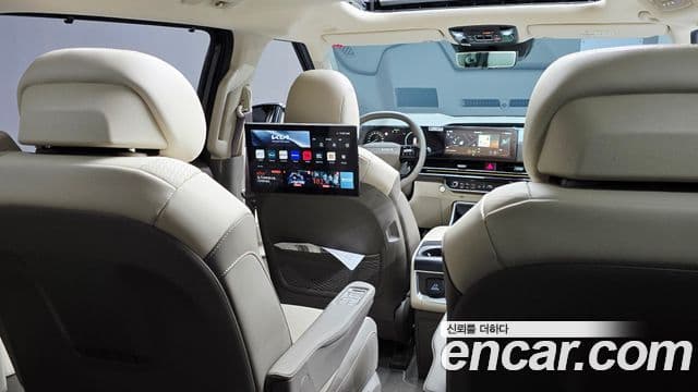 Kia Carnival 2025 — Photo 34/39