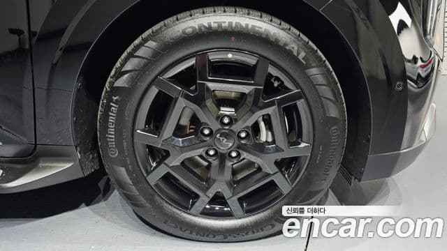 Kia Carnival 2025 — Photo 7/39