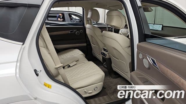 Genesis GV80 2022 — ფოტო 12/20
