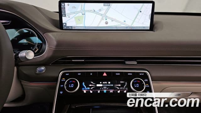 Genesis GV80 2022 — ფოტო 14/20