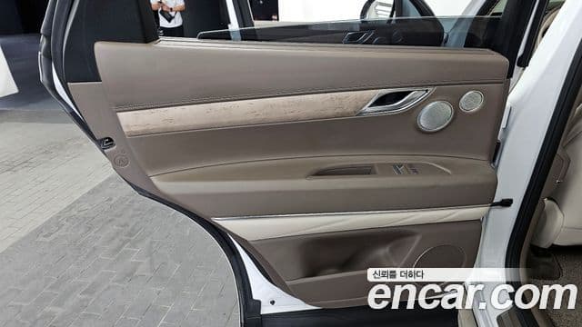 Genesis GV80 2022 — Şəkil 24/30