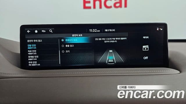Genesis GV80 2022 — ფოტო 17/42