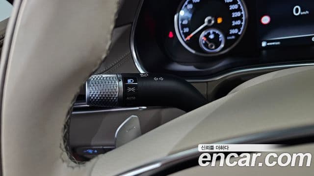 Genesis GV80 2022 — ფოტო 21/42