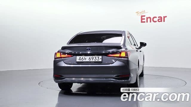 Lexus ES300h 2018 — Şəkil 4/20