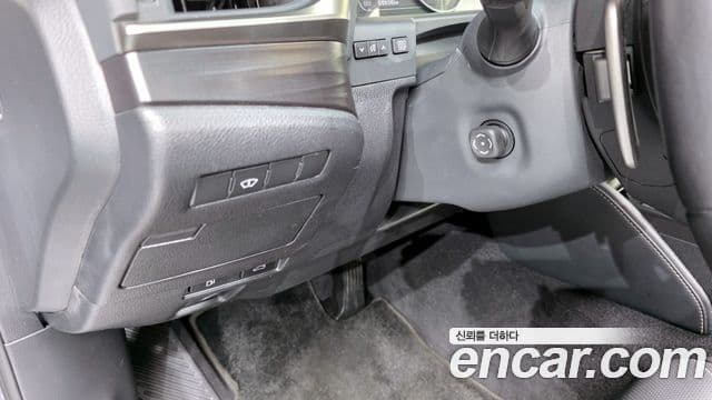 Lexus ES300h 2018 — Şəkil 17/20