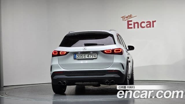 Mercedes-Benz GLA-Class 2022 — Şəkil 4/20