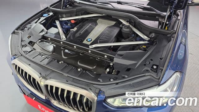 BMW X5 2020 — ფოტო 6/20