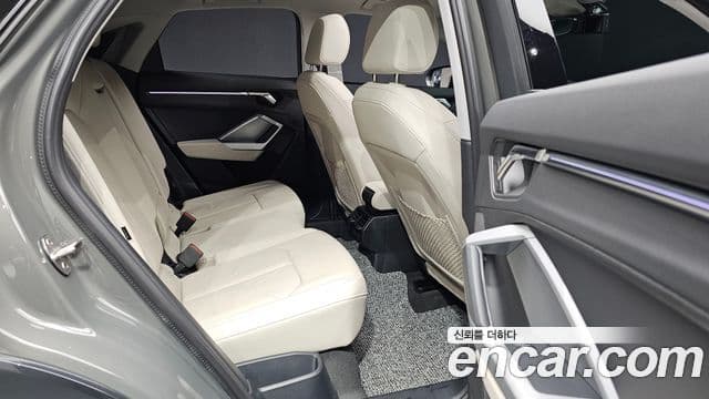 Audi Q3 2023 — ფოტო 12/20