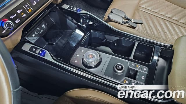 Kia Sorento 2023 — Şəkil 9/20