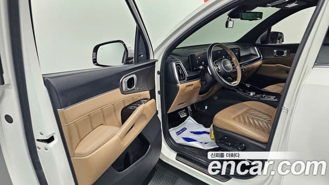 Kia Sorento 2023 — Şəkil 10/20