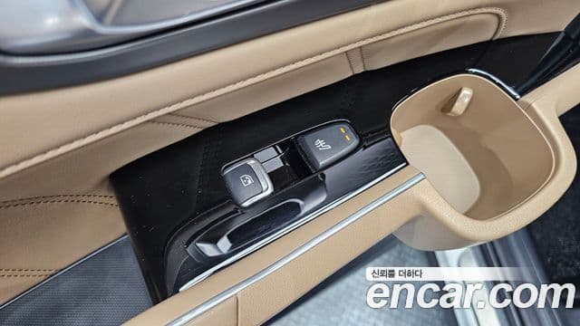 Kia Sorento 2023 — Şəkil 18/20