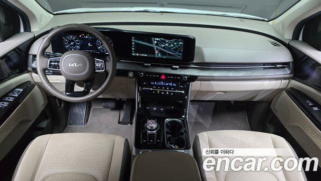 Kia Carnival 2023 — Şəkil 7/20