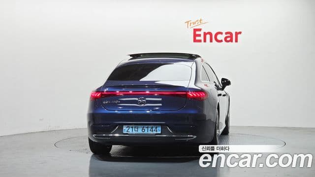 Mercedes-Benz EQS 2022 — ფოტო 24/35