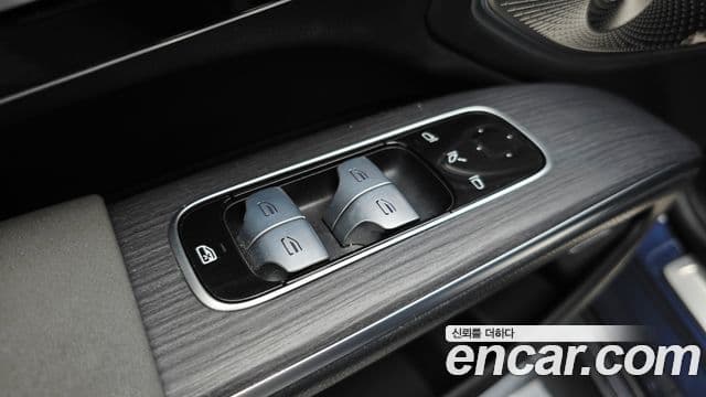Mercedes-Benz EQS 2022 — ფოტო 30/35