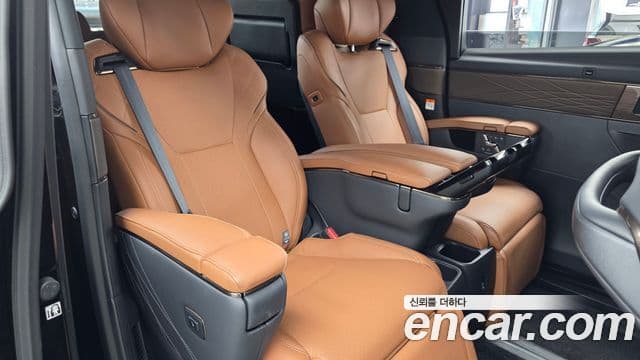 Toyota Alphard 2024 — ფოტო 11/20