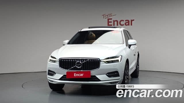 Volvo XC60 2018 — Фото 3/20