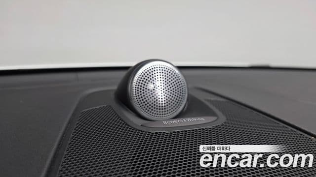 Volvo XC60 2018 — Фото 16/20