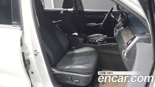 Kia Sorento 2022 — Фото 11/20
