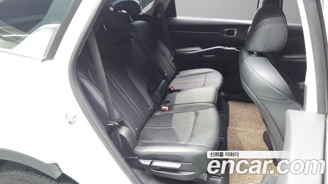 Kia Sorento 2022 — Фото 12/20