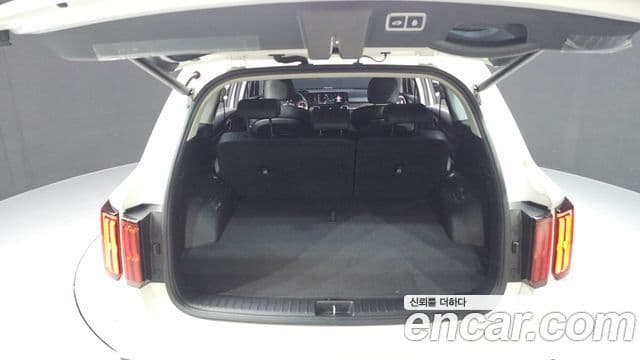 Kia Sorento 2022 — Фото 20/20