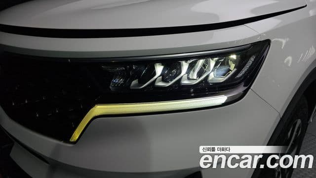 Kia Sorento 2022 — Photo 9/31