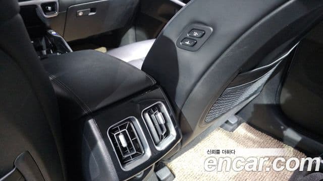 Kia Sorento 2022 — Photo 24/31