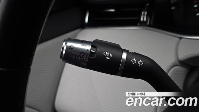 Land Rover Range Rover Evoque 2021 — Photo 12/34