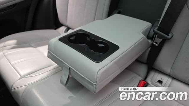 Land Rover Range Rover Evoque 2021 — Photo 2/34