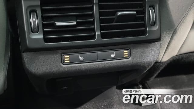 Land Rover Range Rover Evoque 2021 — Photo 4/34