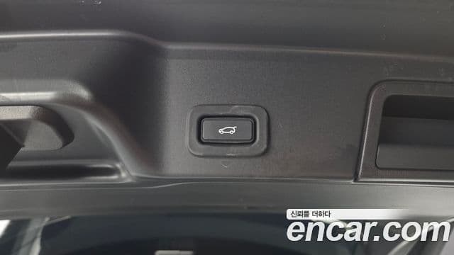 Land Rover Range Rover Evoque 2021 — Photo 14/34