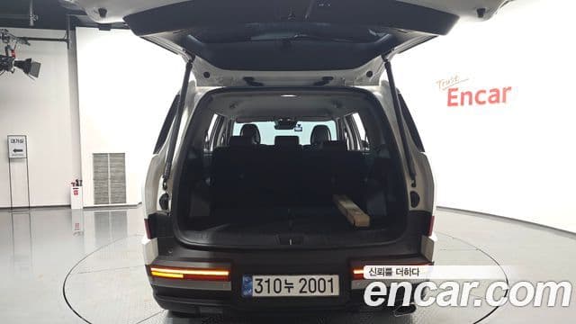 Hyundai Santa Fe 2023 — фото 20 из 20