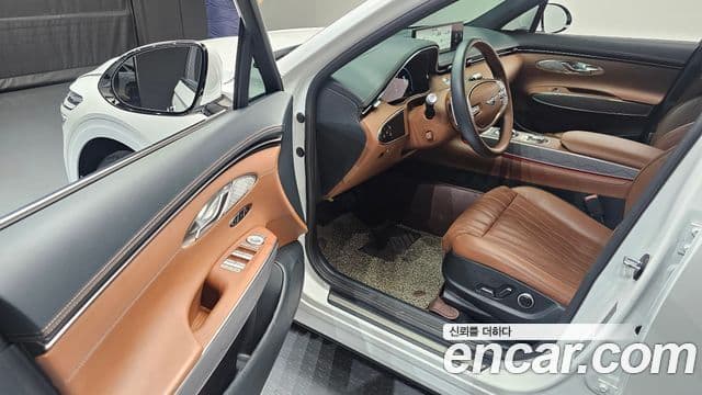 Genesis GV70 2024 — Şəkil 10/20