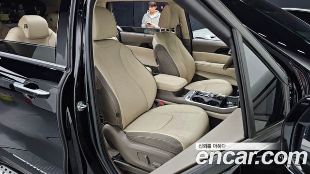 Kia Carnival 2023 — Фото 10/20
