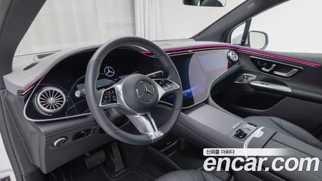 Mercedes-Benz EQE SUV 2025 — Photo 5/20