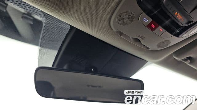 Kia K5 2022 — ფოტო 19/20