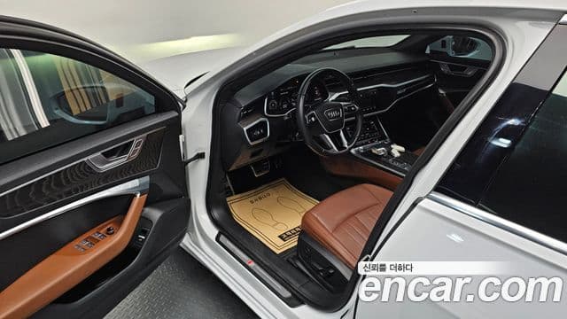 Audi A6 2020 — ფოტო 9/20