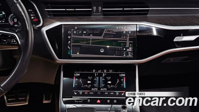 Audi A6 2020 — ფოტო 18/20
