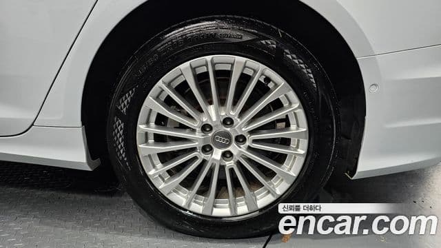 Audi A6 2020 — Photo 19/33