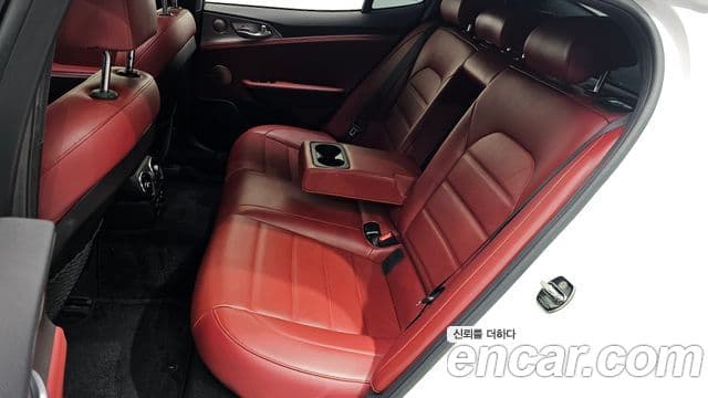 Kia Stinger 2019 — Şəkil 11/20