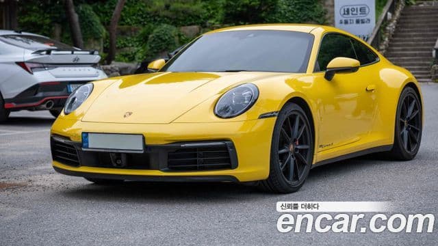 Porsche 911 2021 — Photo 13/20